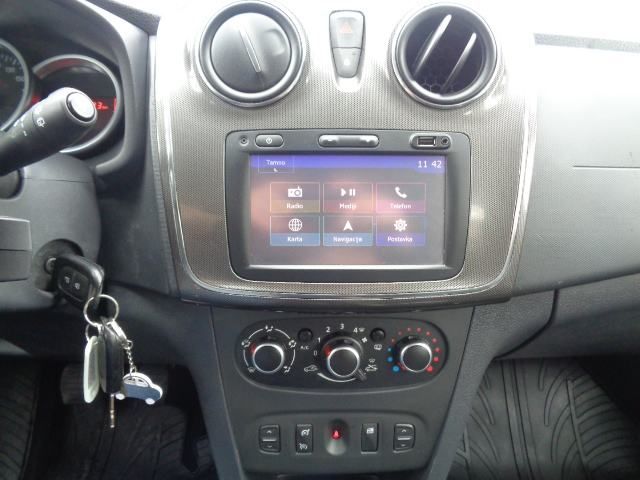 dacia sandero stepway 1,5 dci; 90 ks; navigacija; tempomat.. - slika 12