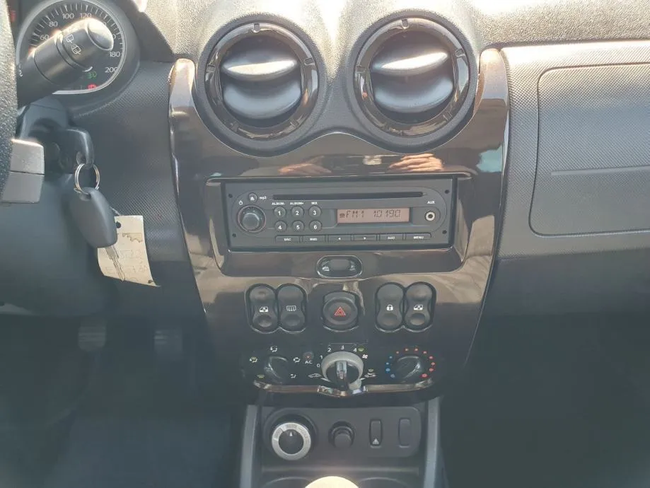 dacia duster 1,5 dci, 4x4 2012 god, 191000 km, kartice - slika 13