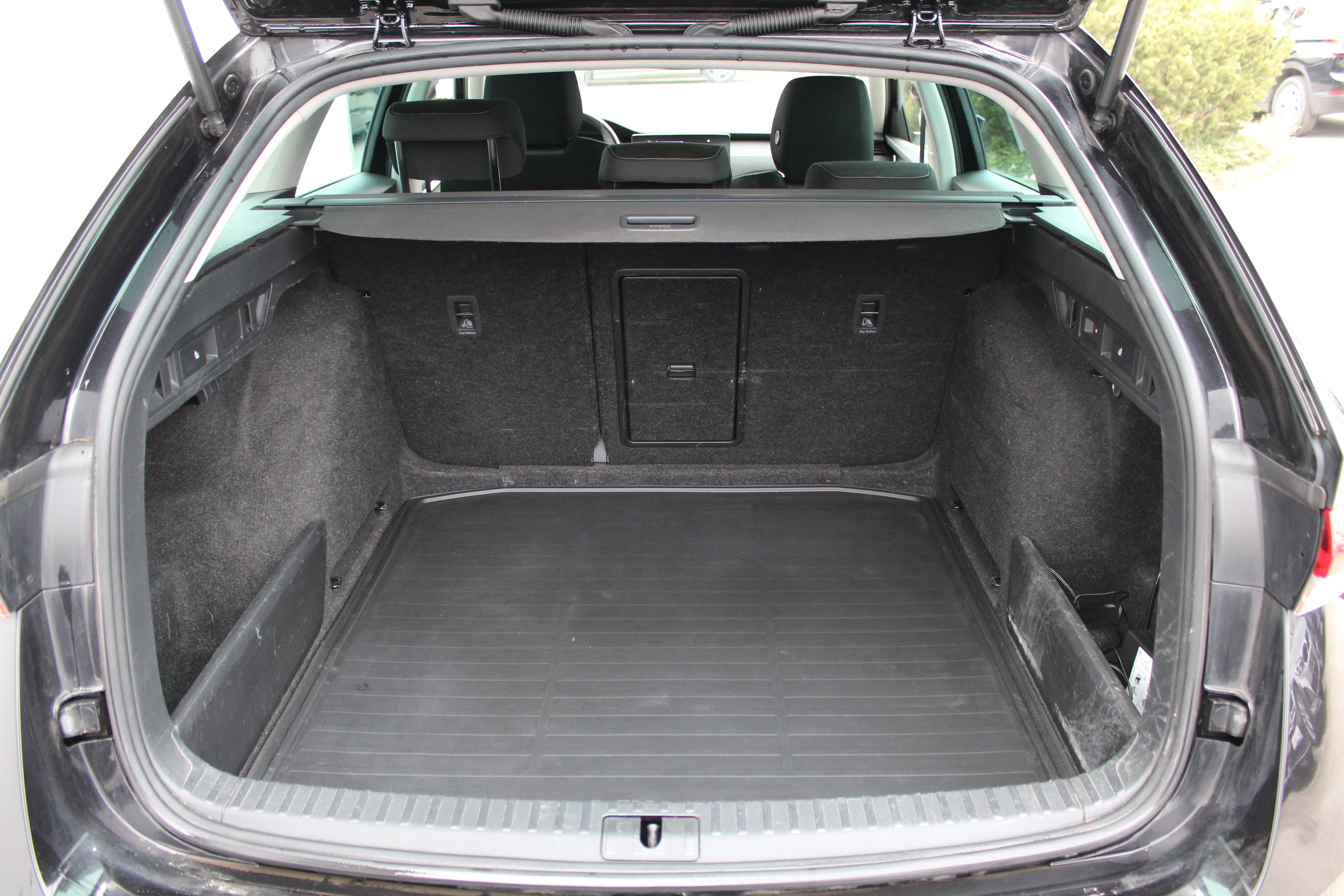 13067 škoda octavia combi ambition 2.0 tdi - slika 15