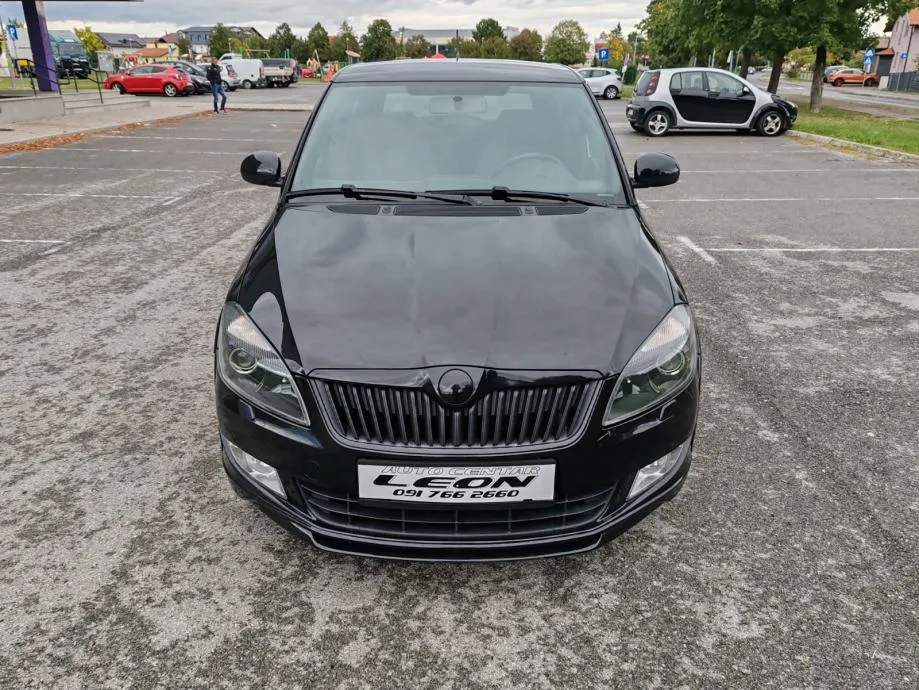 škoda fabia 1,6 tdi monte-carlo , 2011g. 213000 kartice 24/36 rata - slika 2