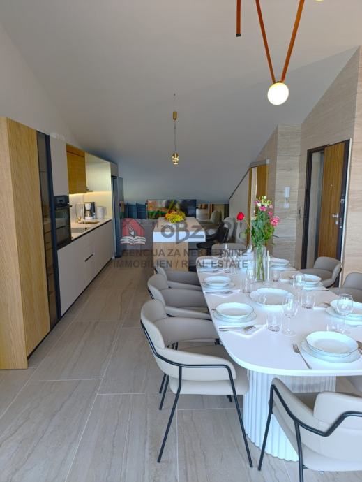 povljana-dvoetažan apartman(s5) penthouse - prvi red do mora - slika 2