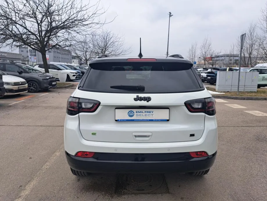 jeep compass 1.5 e-hybrid 130 dct fwd summit - slika 4