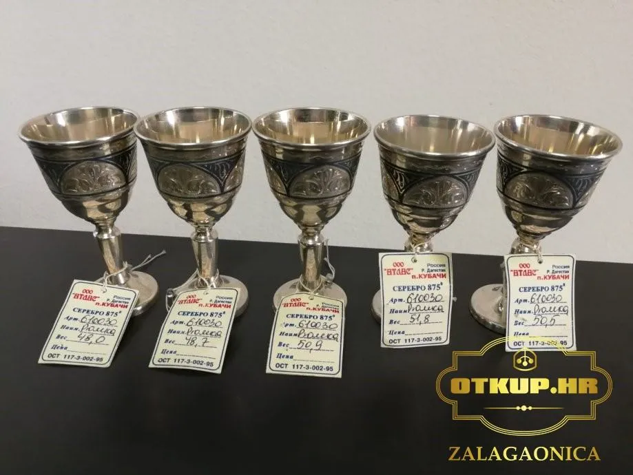 Set Srebrnih Čaša Na Stalku 5 Kom / R1, Rate !! - Zagreb