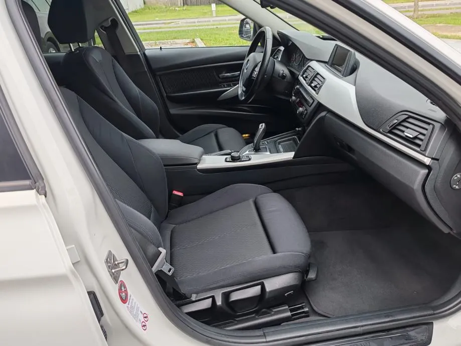 bmw serija 3 touring 318d automatik 2012g. 223000 kartice - slika 11