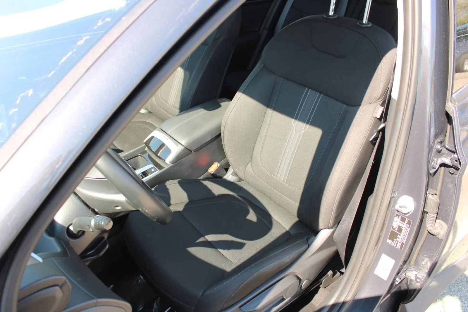 hyundai tucson 1.6 crdi automatik *led, navigacija, kamera* - slika 18