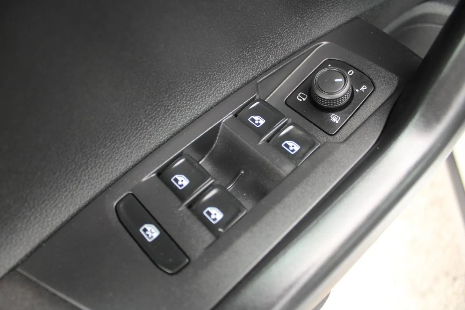 vw taigo 1.0 tsi - slika 13