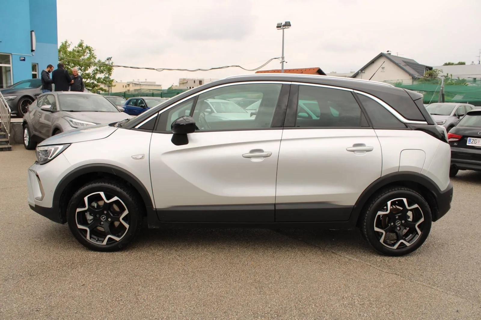 opel crossland 1.2 turbo ultimate *led, navigacija, kamera* - slika 8