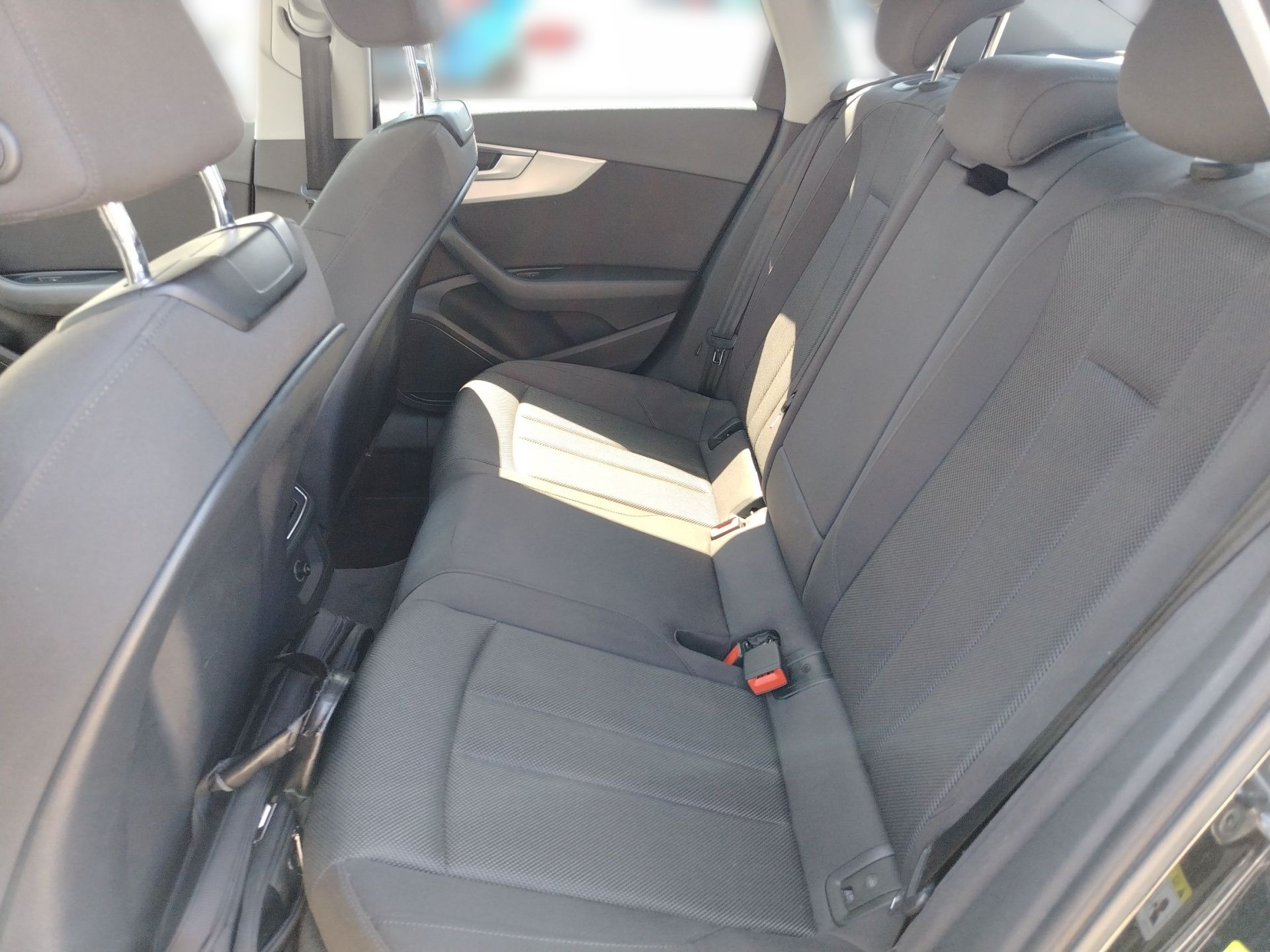 audi a4 2.0 tdi - slika 11