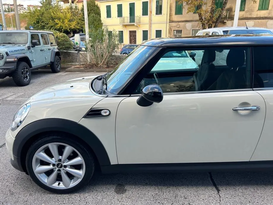 mini cooper 1.6i - 130000km - 2012 - servisna - garancija - reg 1 god - slika 4