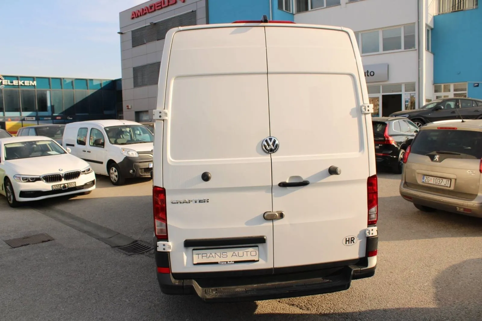 vw crafter 2.0 tdi l3h3 140ks, 2024 god. - slika 5