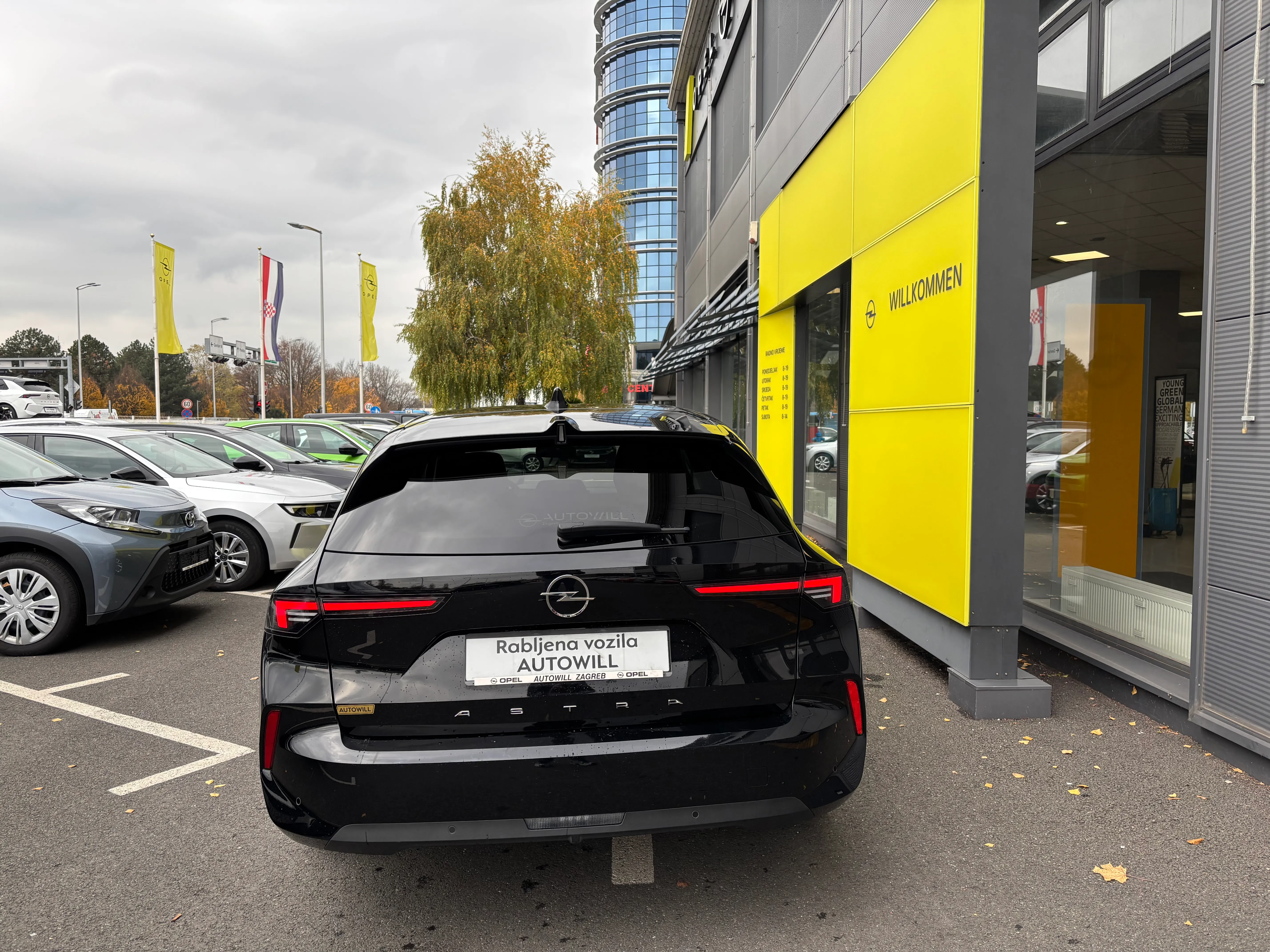 astra sports tourer edition f 1,5 dth at8 - slika 20