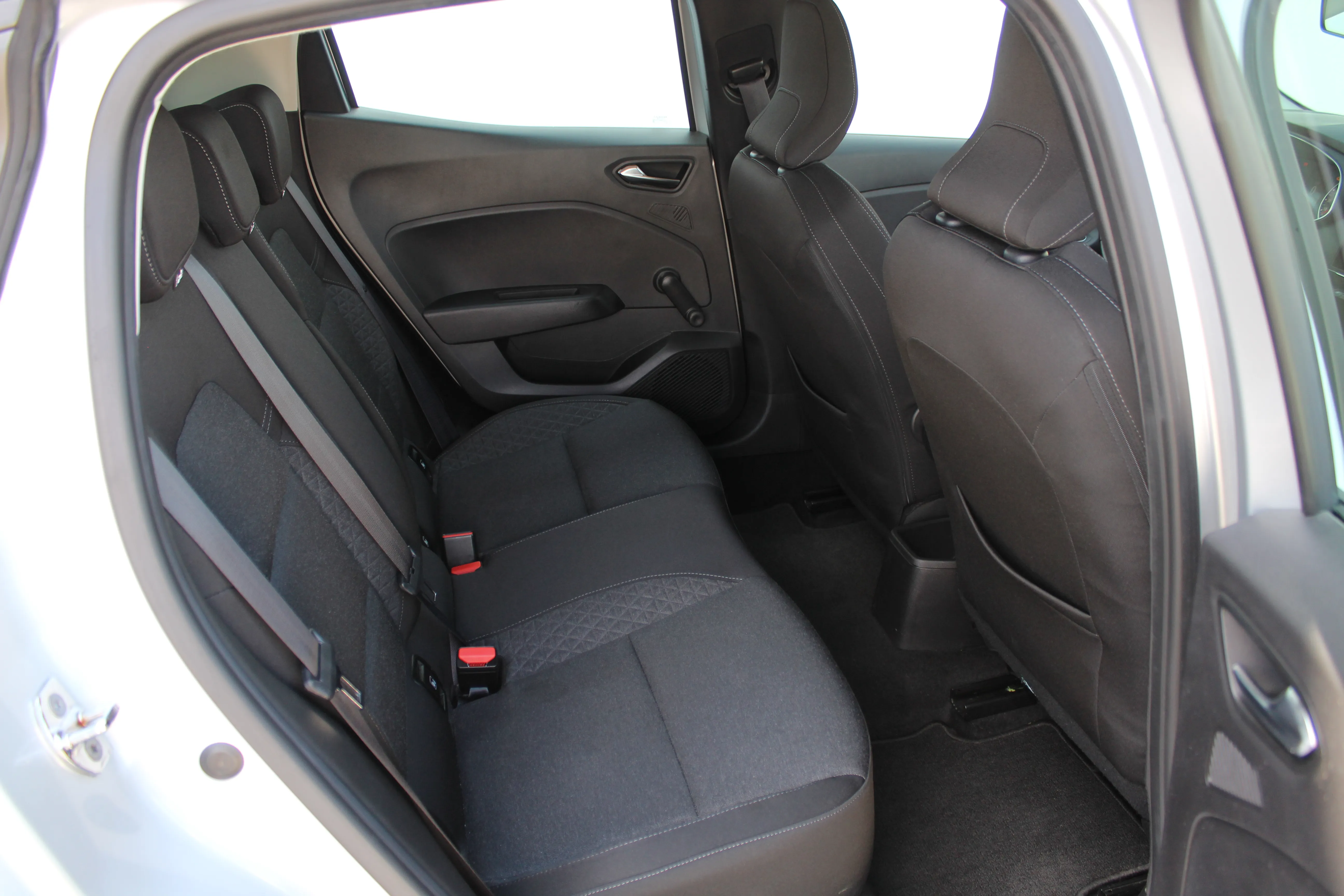 13223 renault clio tce 90 intens - slika 12