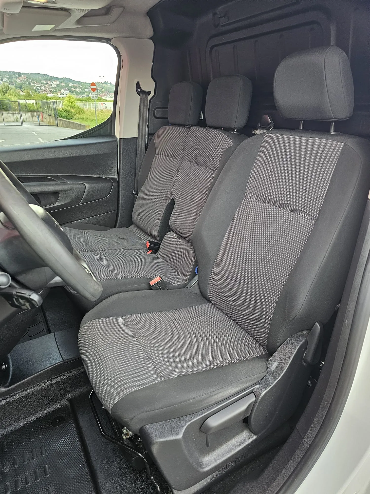 renault berlingo 2019 g, 1.5 dci, 2019 god. kartice - slika 10