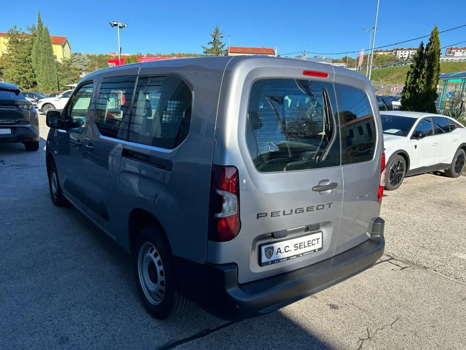 peugeot partner l2 cabin crew 1.5 bluehdi 130 - 2024. - rezerviran! - slika 6