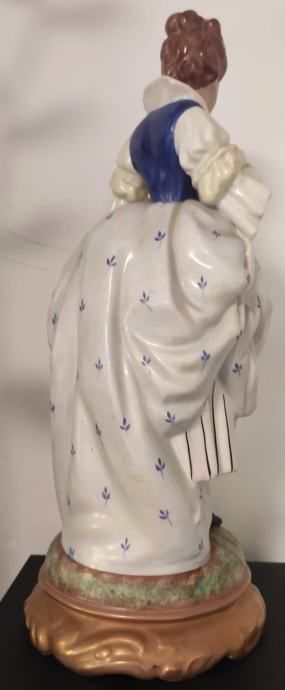 porculanska figura dame - slika 3