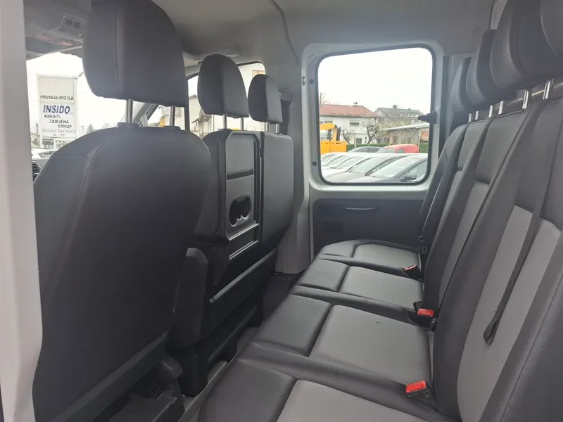 volkswagen crafter 2.0 tdi*140ks*dupla kabina 6+1*klima*kuka za vuču* - slika 12