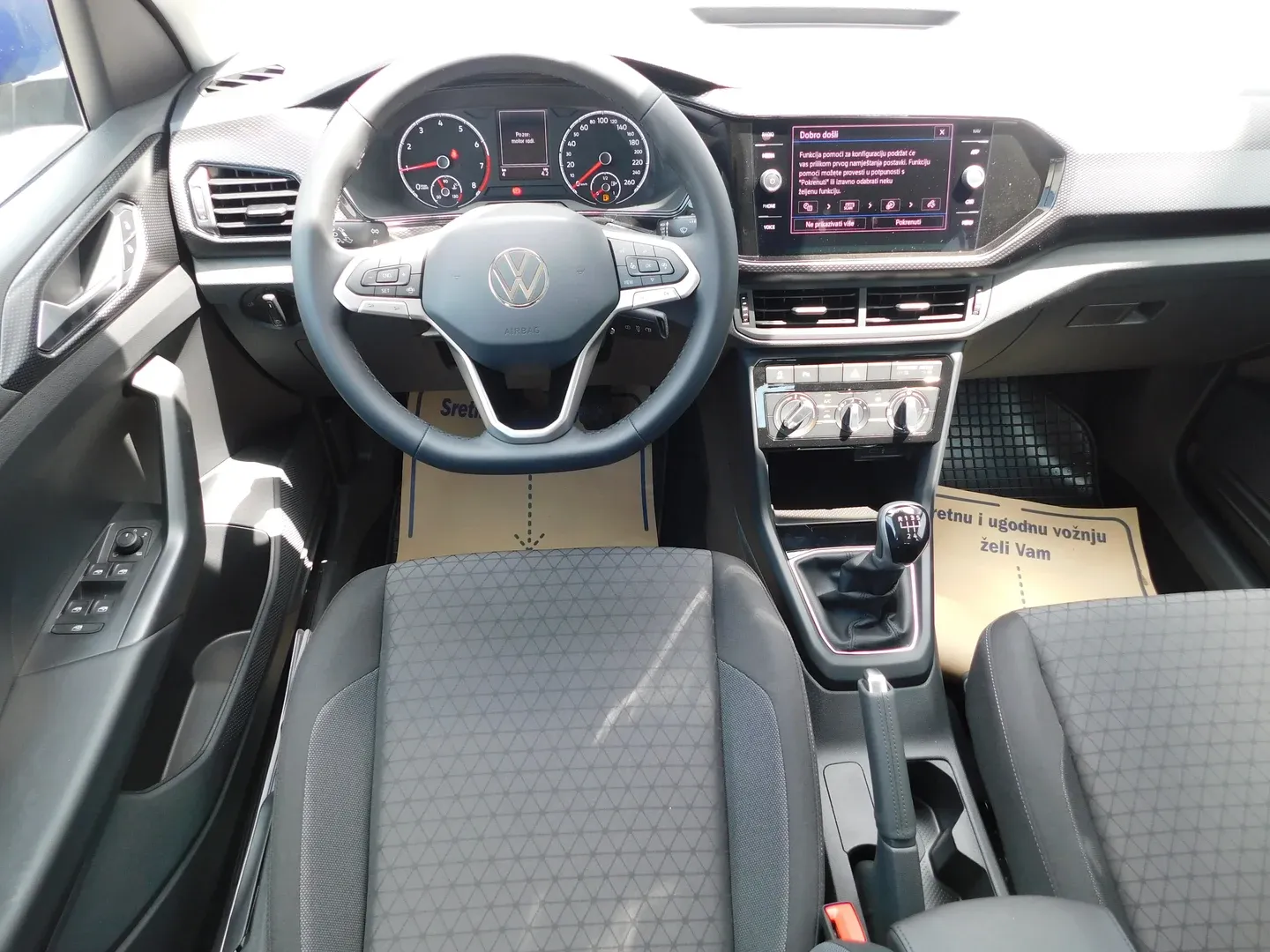 09225 volkswagen t-cross 1.0 tsi life - slika 9