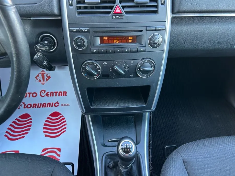 mercedes b 180 cdi 2010.,klima, servis, park senz, 5-vrata, alu, led - slika 15