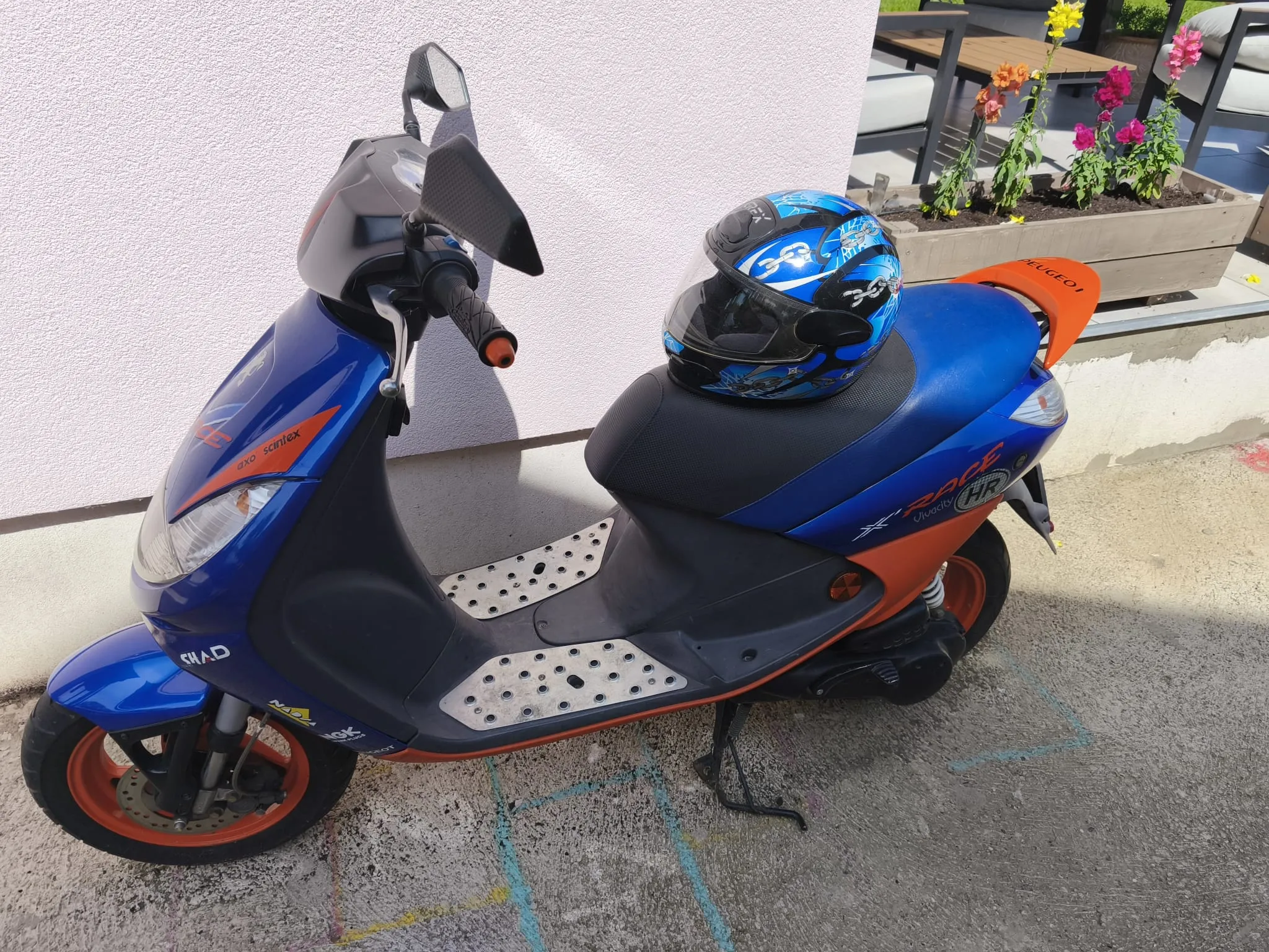peugeot vivacity xrace, reg 04/2027, 6000km - slika 3