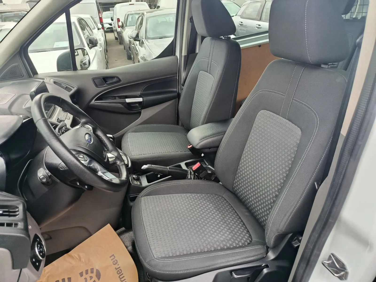 ford transit connect ,n1, ,do 2 godine jamstva,u sustavu pdv-a. - slika 10