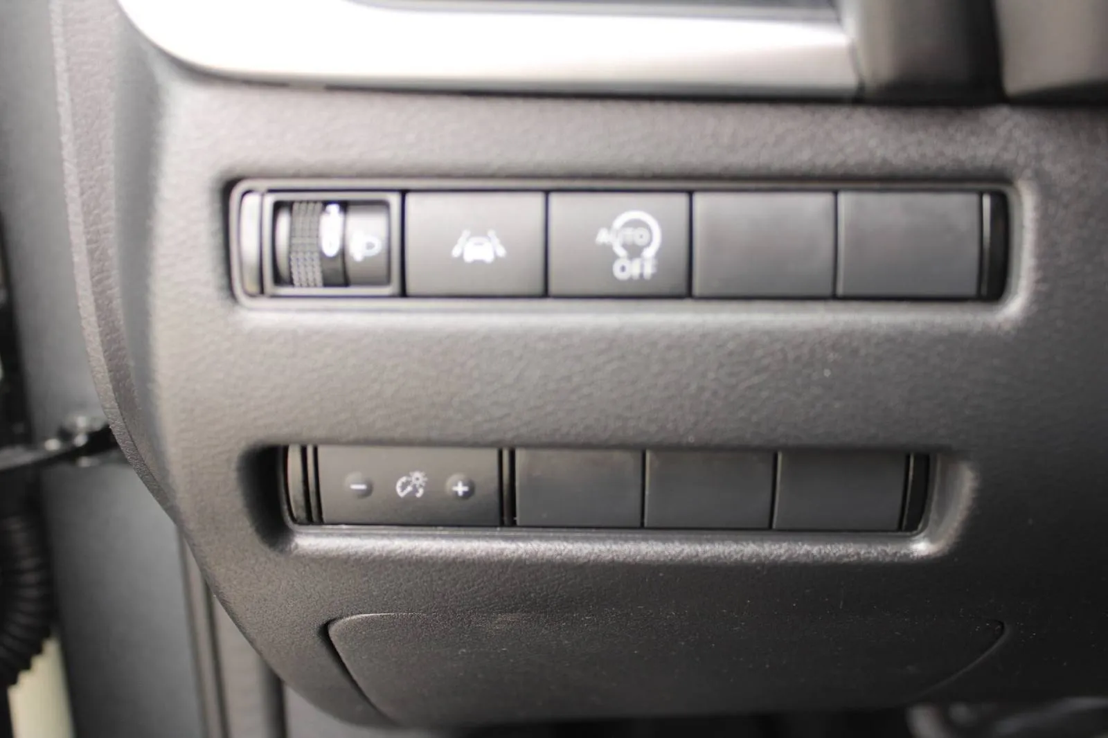 nissan qashqai 1.3 mhev automatik *led, kamera* - slika 13