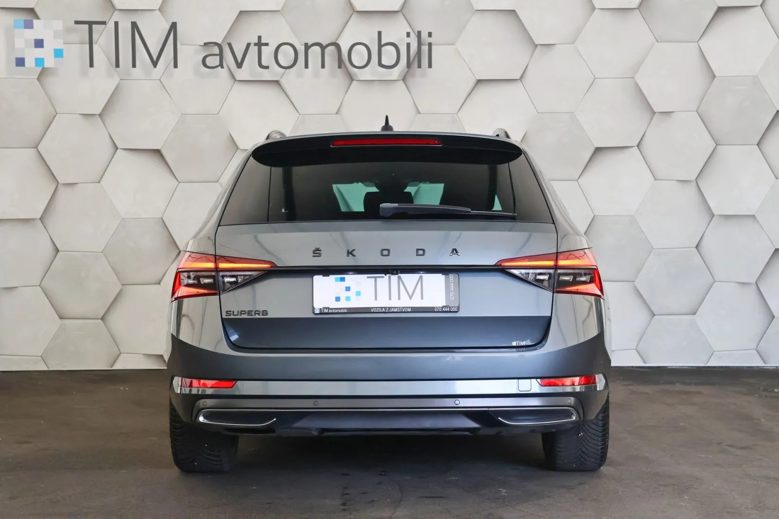 škoda superb combi n1 2.0tdi combi dsg matrix virtual radartemp - slika 6