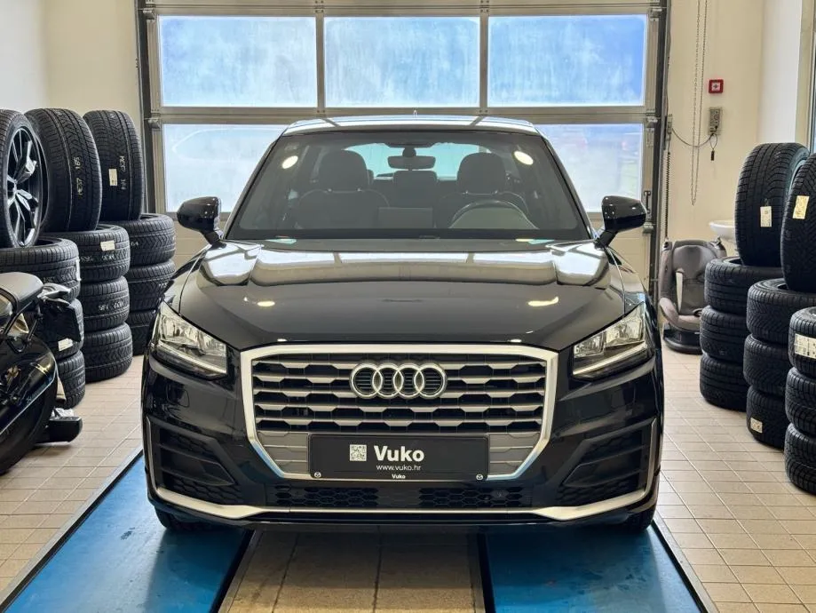 audi q2 30 tdi sport s automatik - slika 2