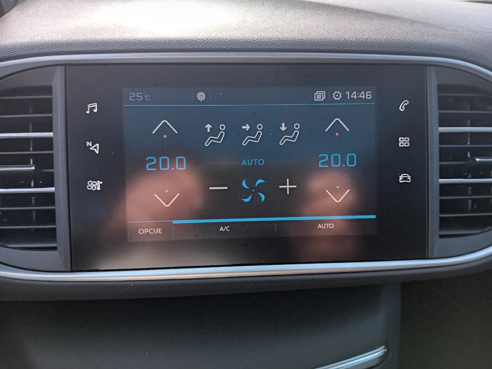 peugeot 308 1,5 bluehdi ,do 2 godine jamstva,u sustavu pdv-a. - slika 11