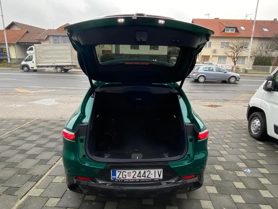 alfa romeo tonale 1.5 mhev automatik edizione speciale - slika 16