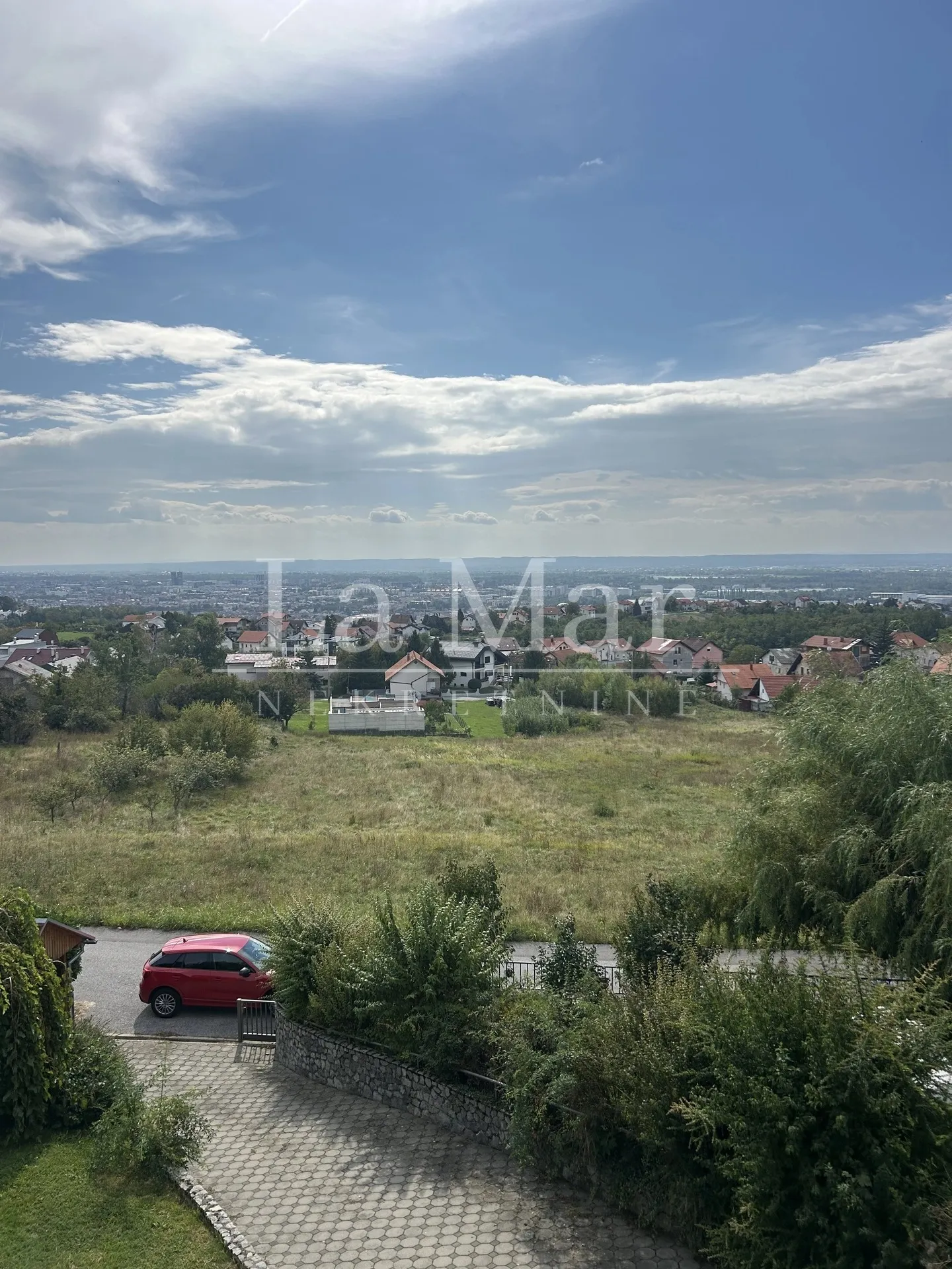 borčec, obiteljska kuća 327m2,s prekrasnim pogledom i okućnicom - slika 18