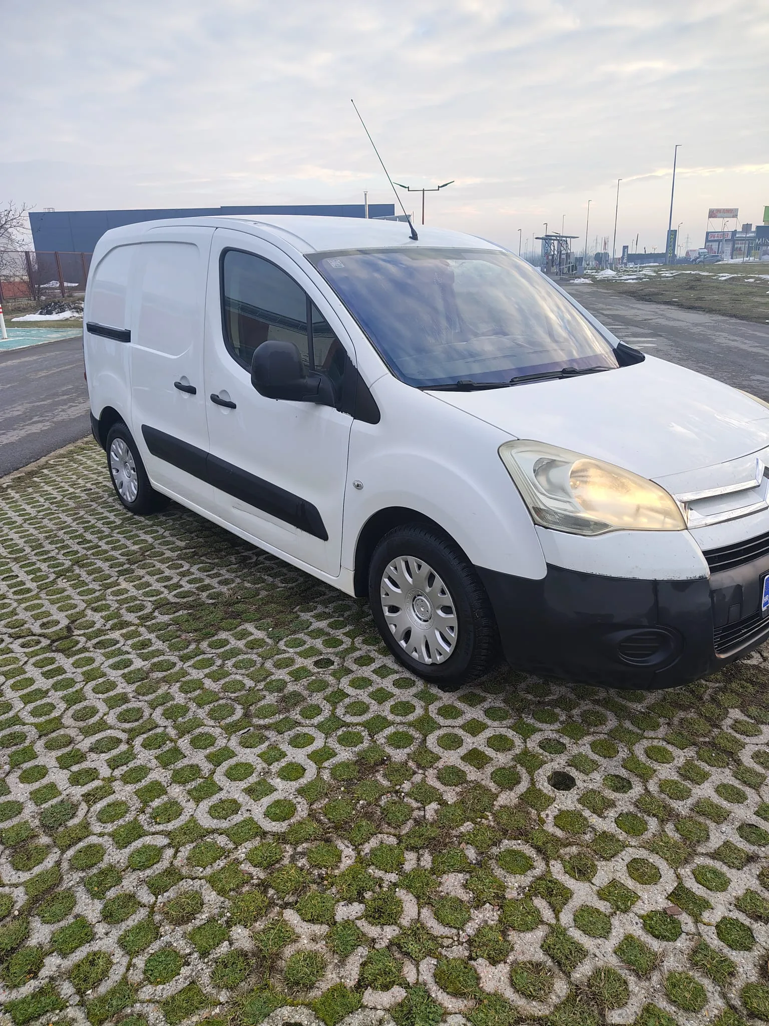 citroen berlingo 1.6 hdi 2010. godina, 2010 god. - slika 4