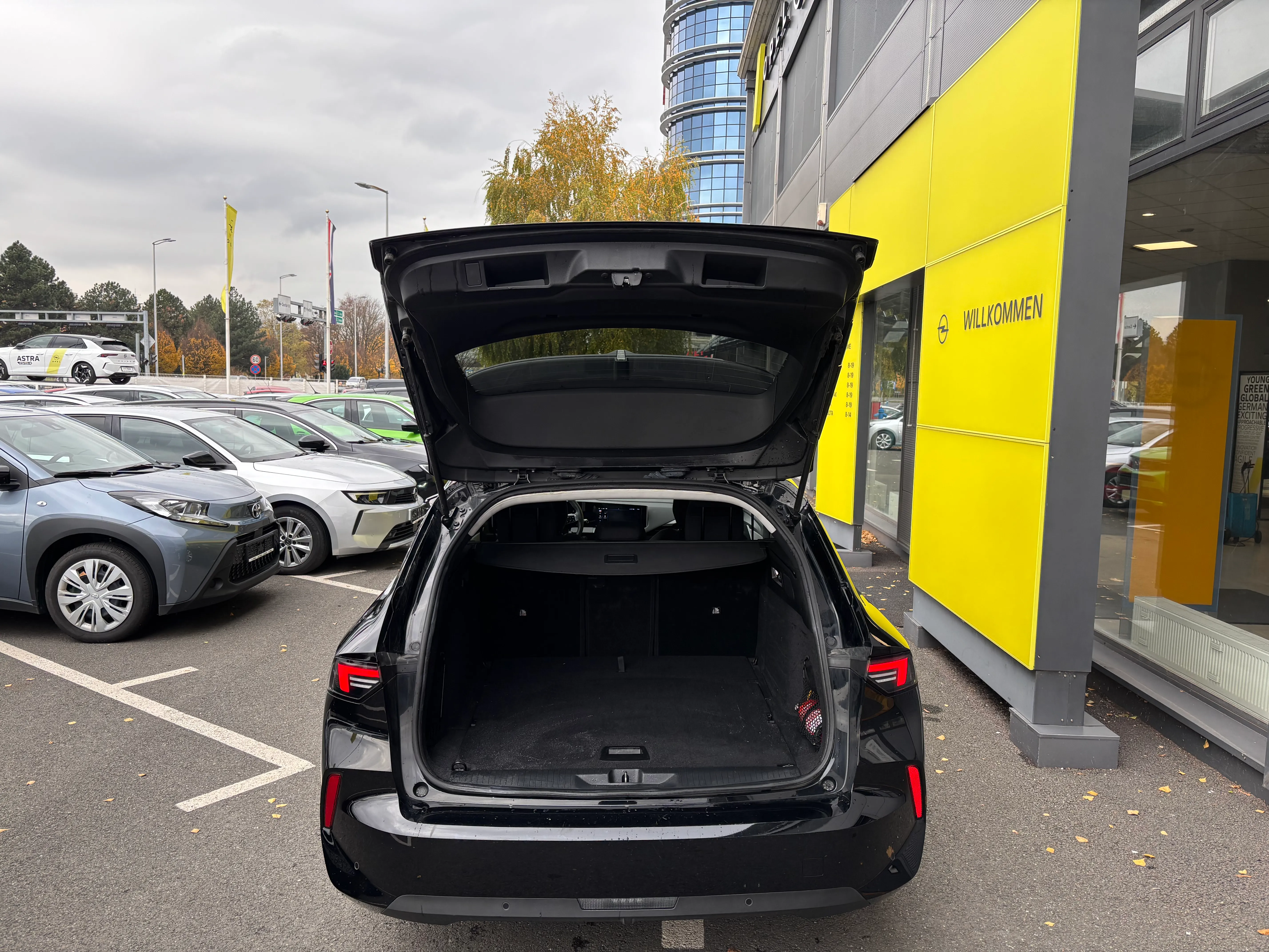 astra sports tourer edition f 1,5 dth at8 - slika 21