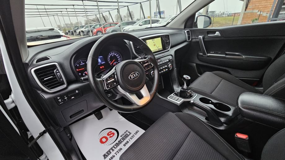 kia sportage 1,6 crdi,navigacija,kamera,alu,tempomat,climatronic,.. - slika 12