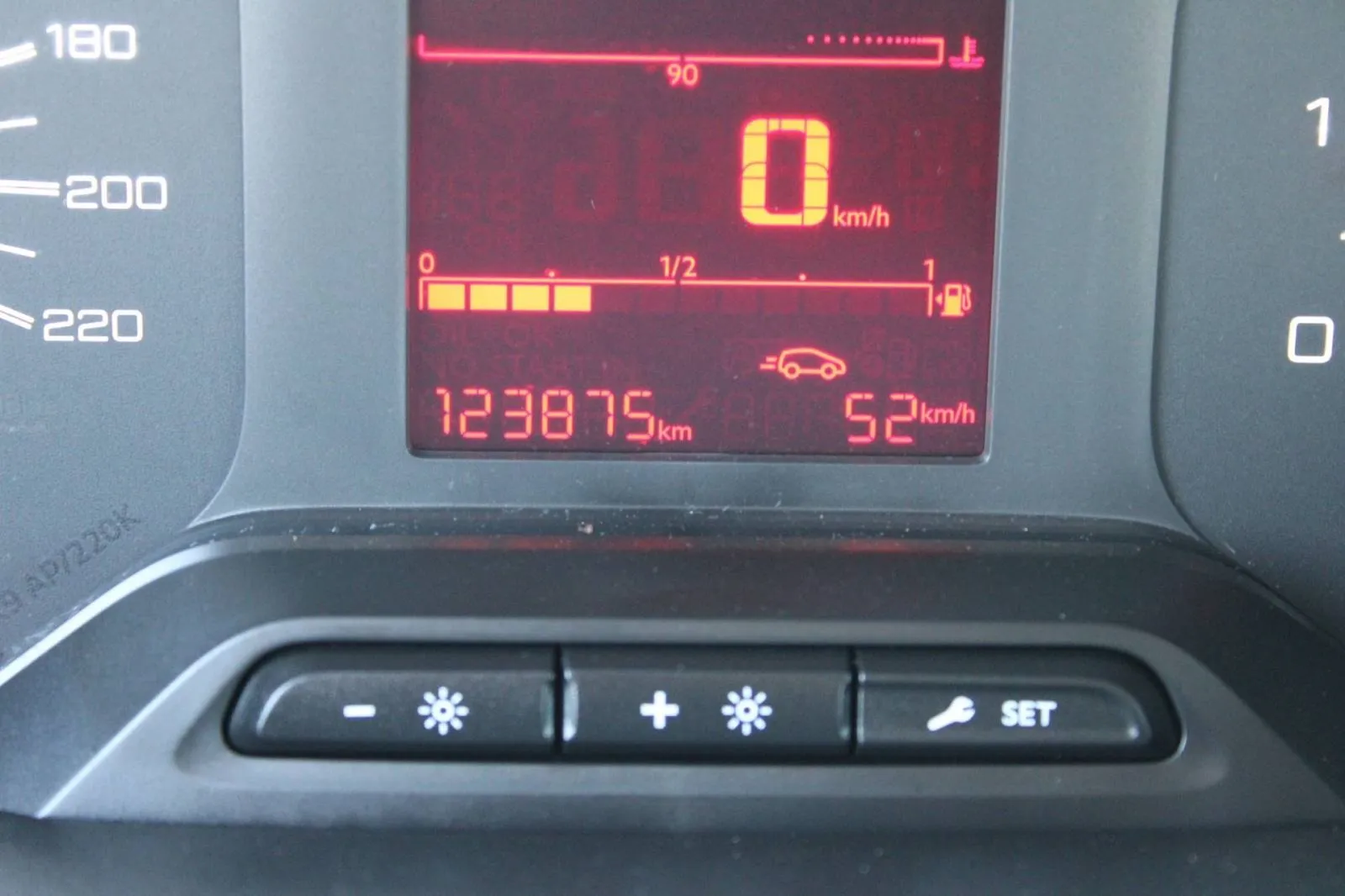 peugeot partner 1.5 hdi n1 - 5 sjedala, 2021 god. - slika 8