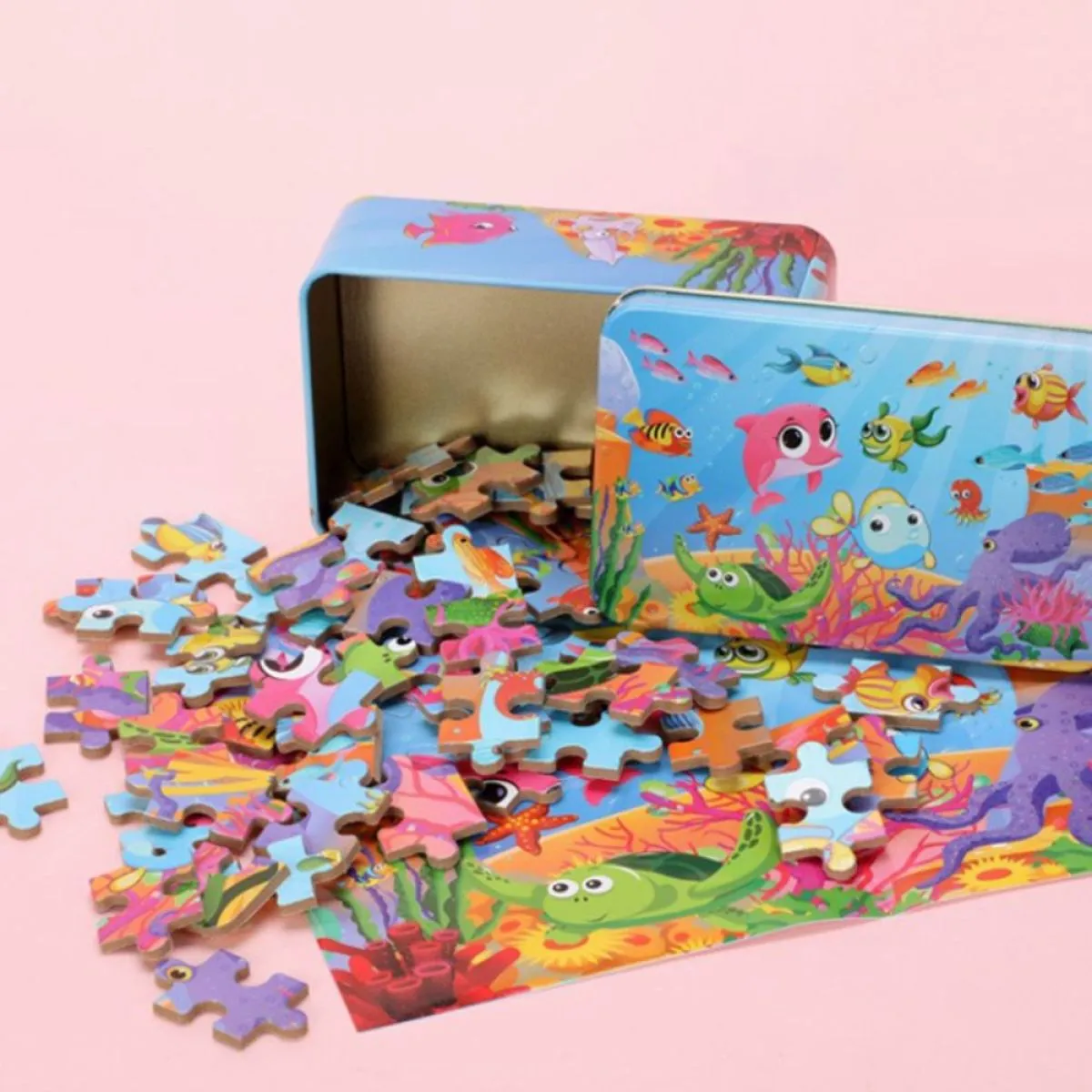 drvene puzzle u metalnoj kutiji (70 komada) promo - slika 3