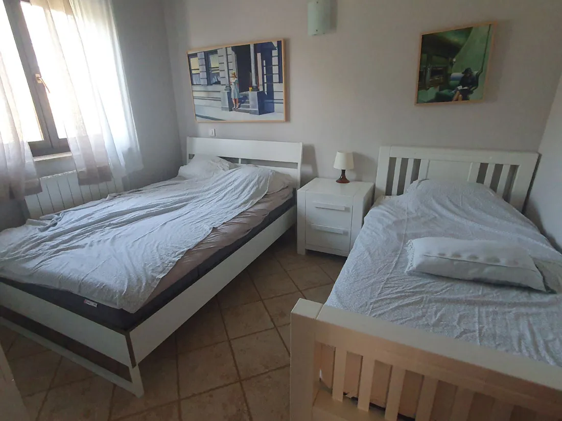 prodaja, prizemnica sa tri spavaće sobe i bazenom u okolici poreča - slika 12