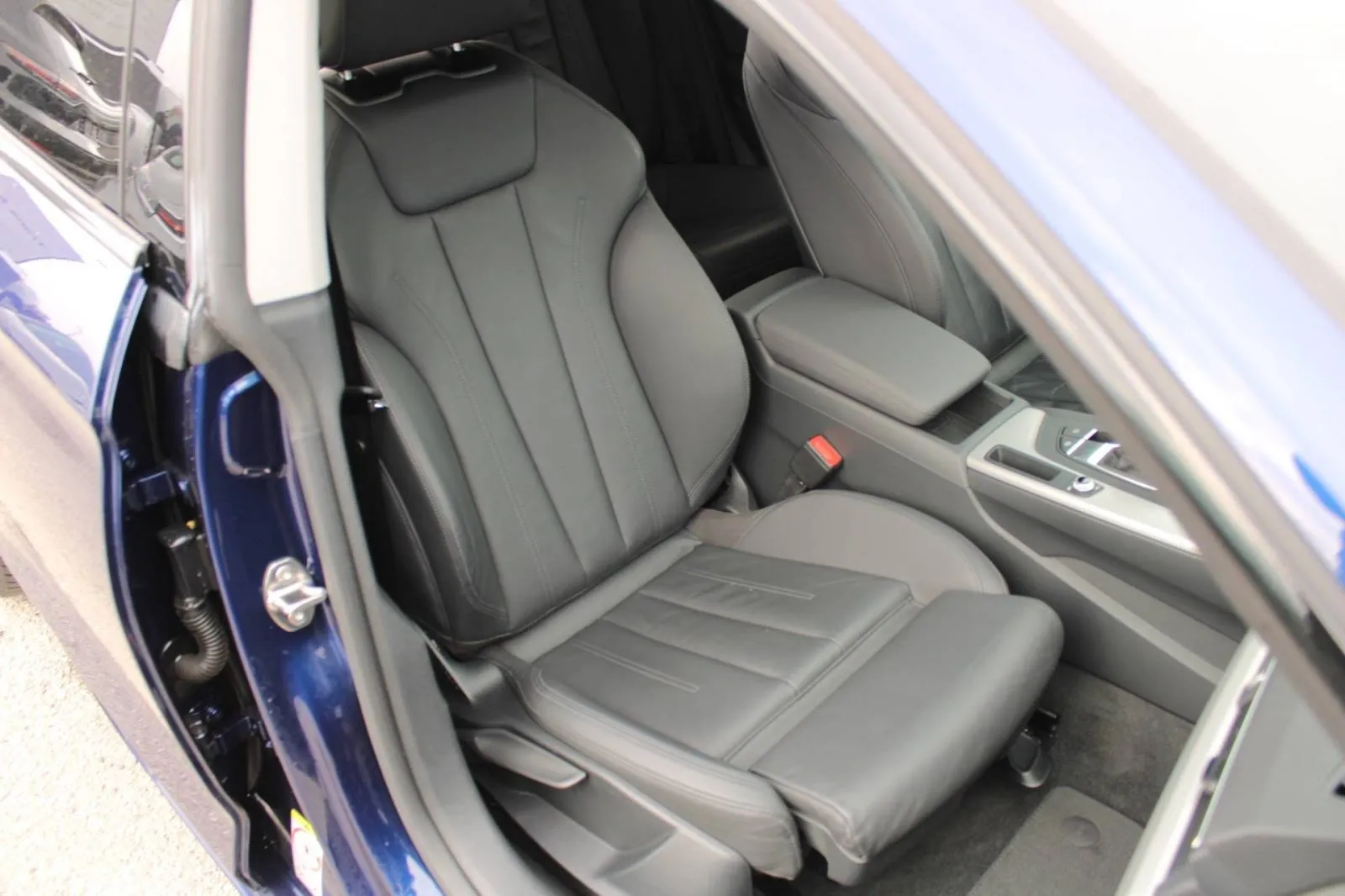 audi a5 sportback 35 tdi s-tronic s-line *virtual, led, navigacija* - slika 12