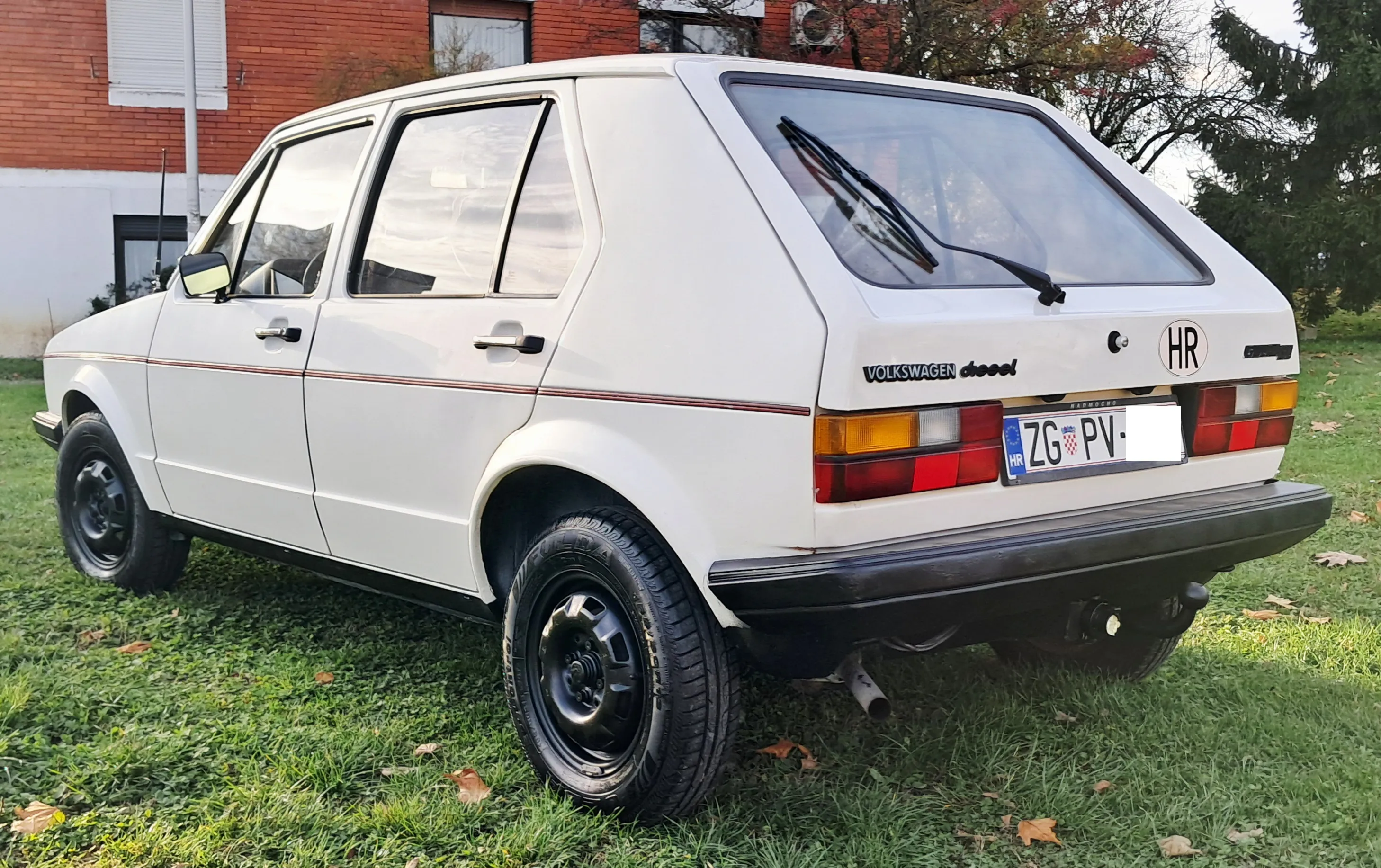 golf i d, 1.6, 40 kw, tas, 236.600 km, 2. vl., oldtimer, reg. 5/2026 - slika 6