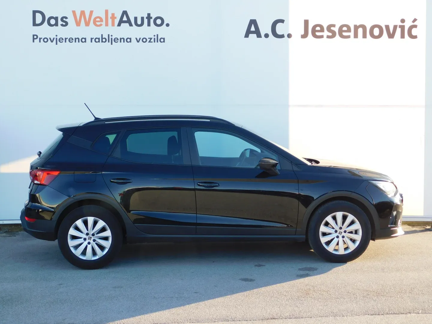 12576 seat arona 1.0 tsi style - slika 4