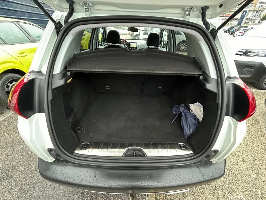 peugeot 2008 gt - model 2017 - 130ks - 105.000km - navi - reg 1 god! - slika 18