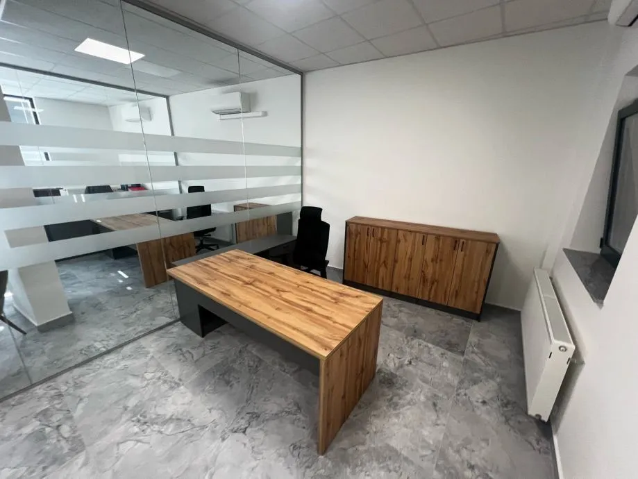 uredski namještaj recepcijski pult i radni stolovi akcija 30%do kraja - slika 11
