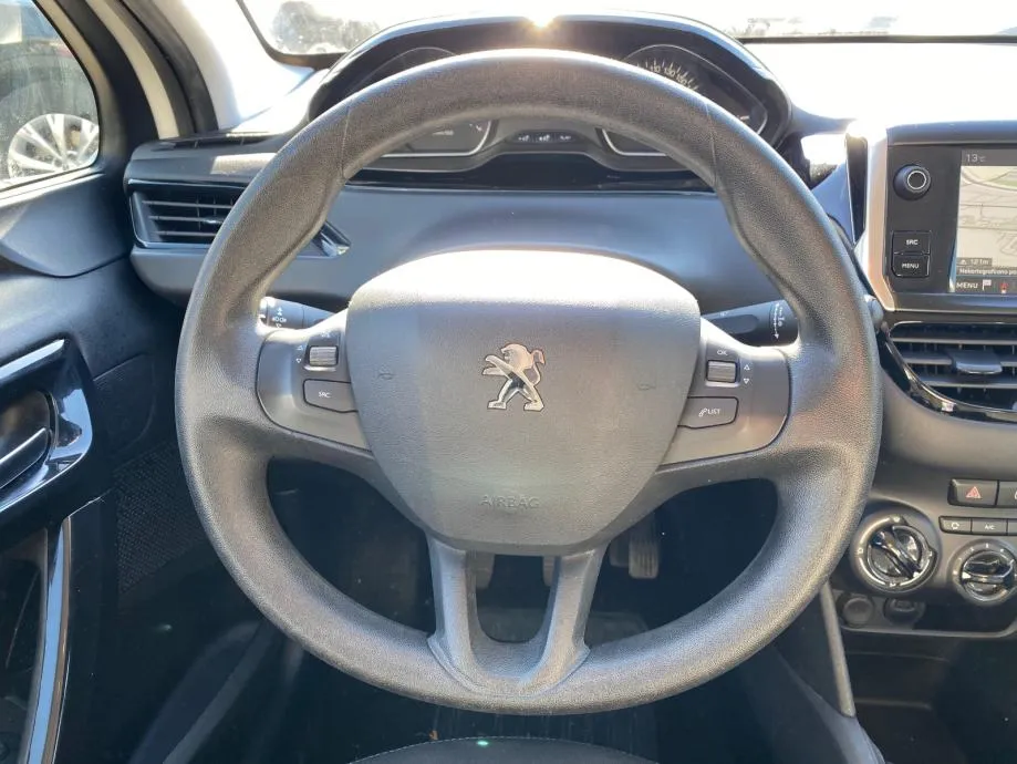 peugeot 208 1,2 affaire 4xgarancije - slika 13