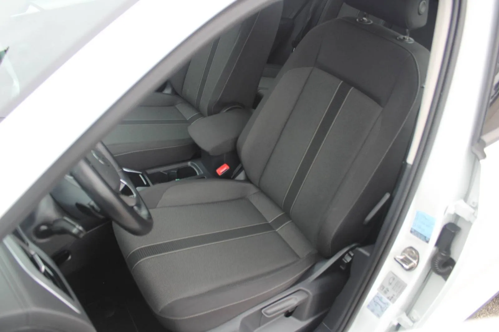 vw t-roc 2.0 tdi dsg *navigacija, kamera* - slika 19