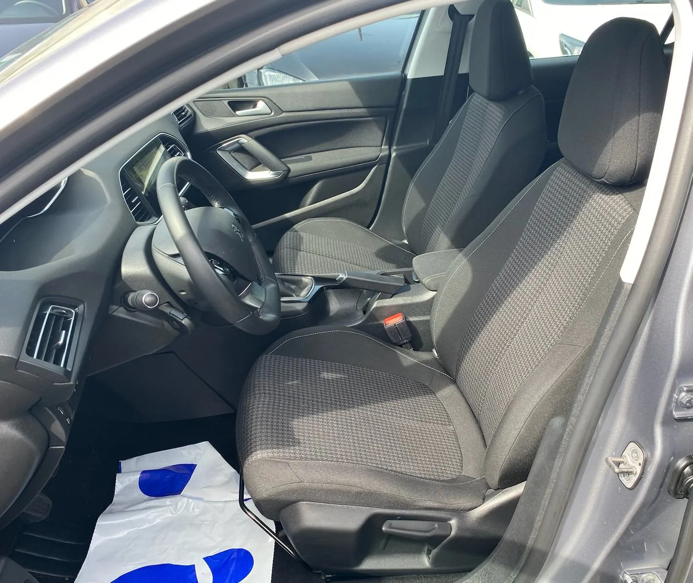 peugeot 308 1,2 puretech ,do 2 godine jamstva,u sustavu pdv-a. - slika 17