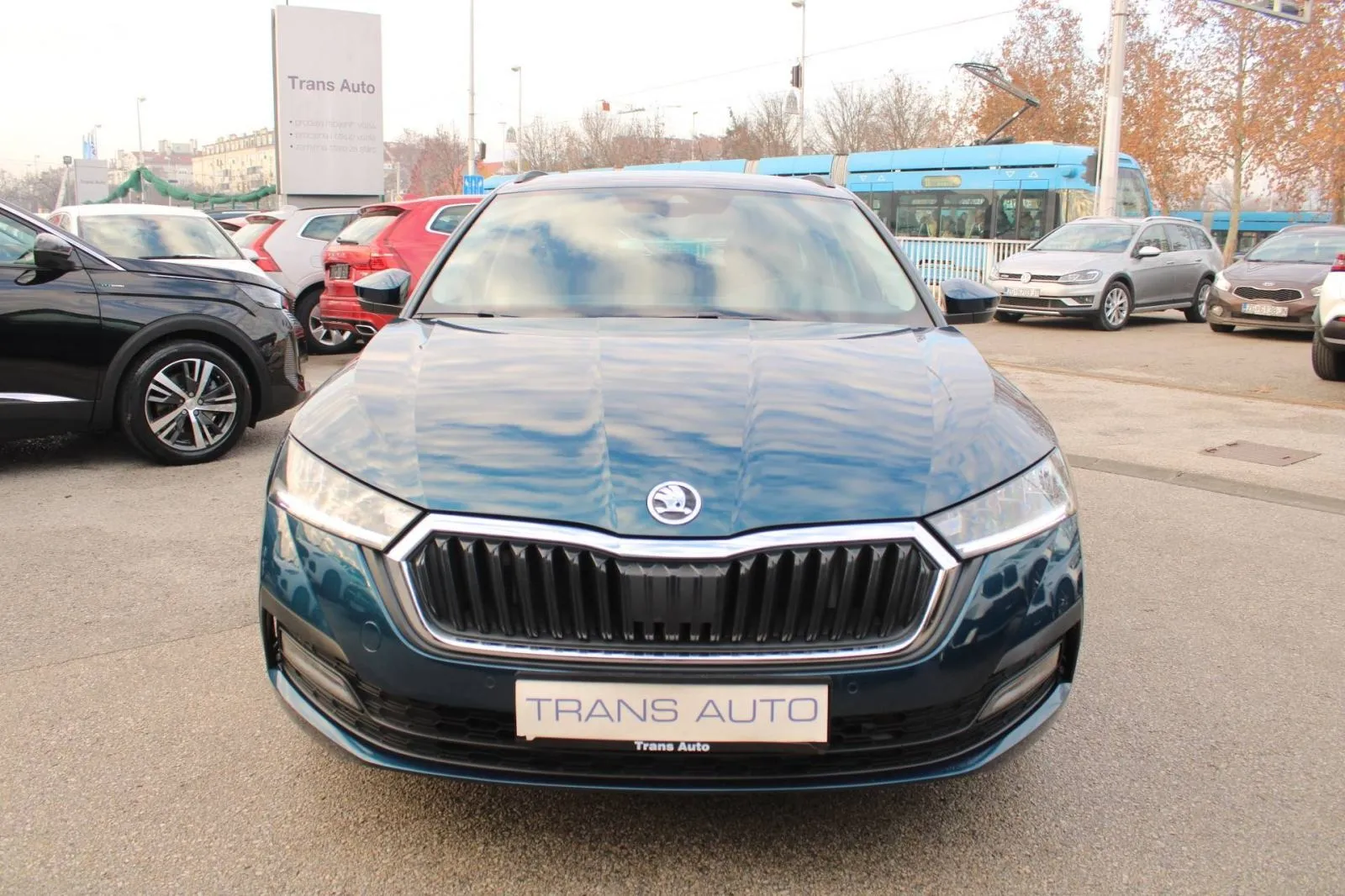 škoda octavia combi 2.0 tdi 150ks dsg *led, navigacija* - slika 2
