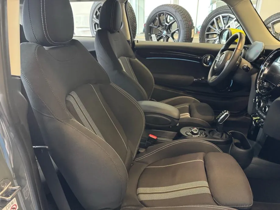 mini cooper se automatik - slika 12