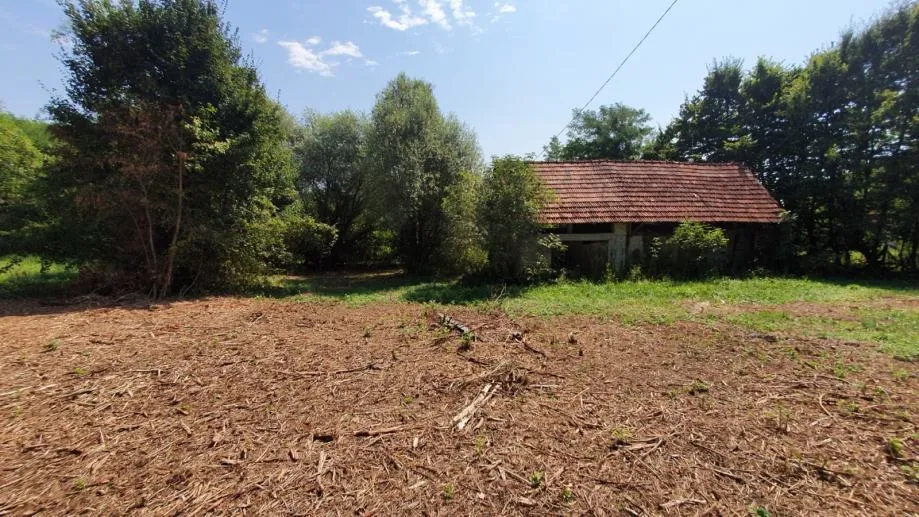 građ. zemlj., kupljenovo, 5400m2, staro imanje s kućom i gosp. zgradom - slika 7