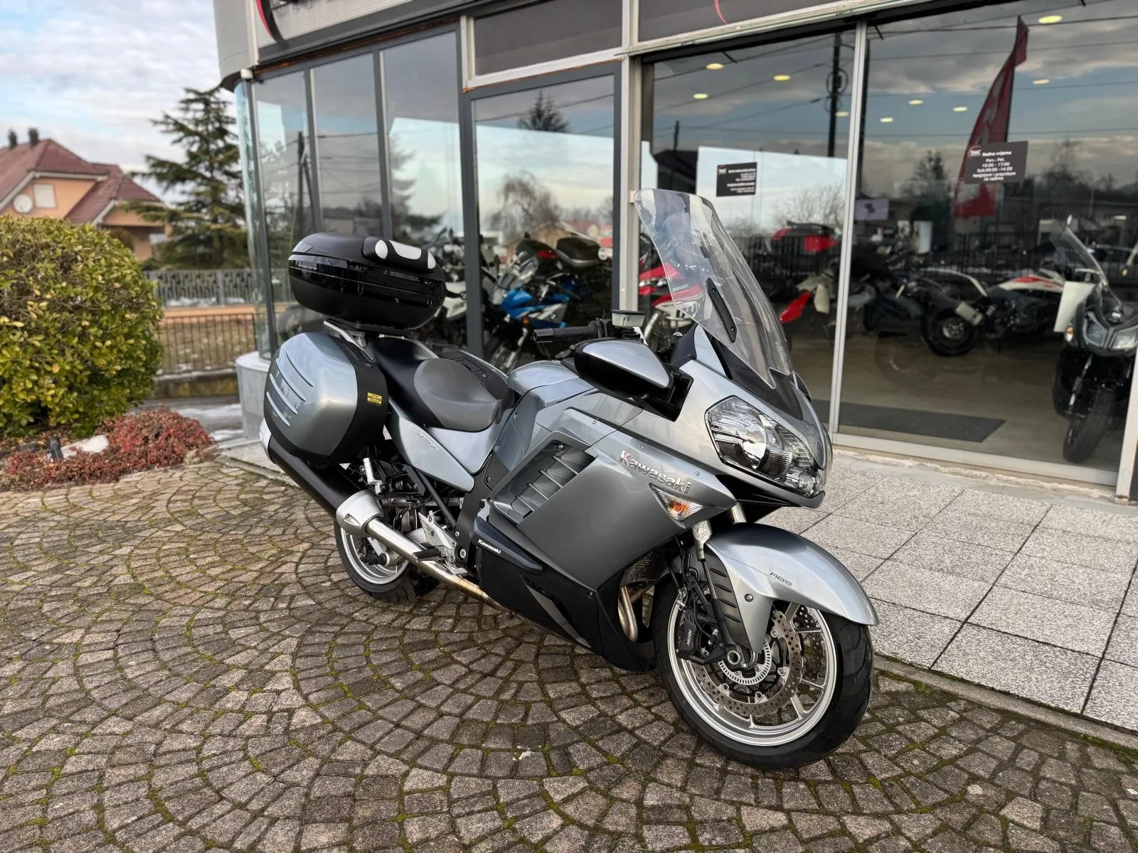 kawasaki gtr 1400 abs, 2009 god. - slika 19