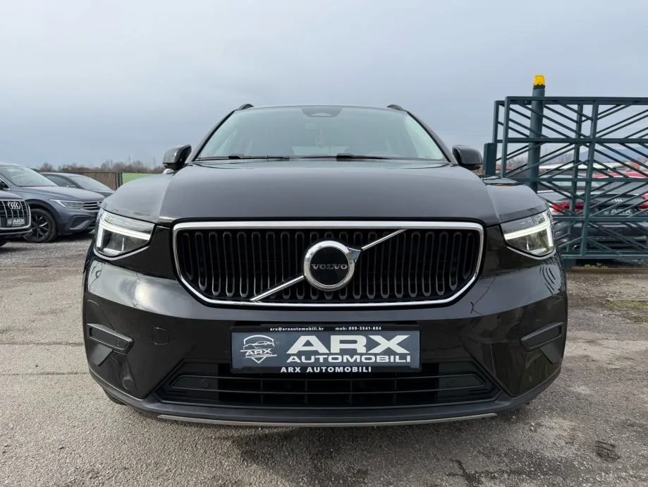 volvo xc40 b3 automatik °virtual°navi°led°kamera°leasing bez učešća° - slika 2