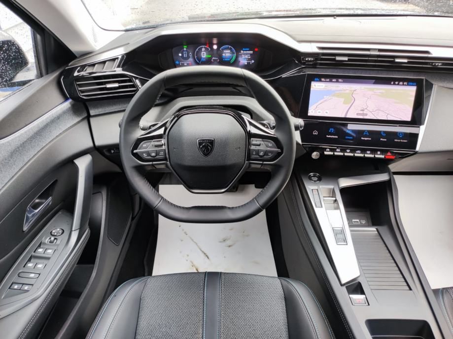 peugeot 308 allure hybrid - plug in - full oprema - reg 1 god ! - slika 13